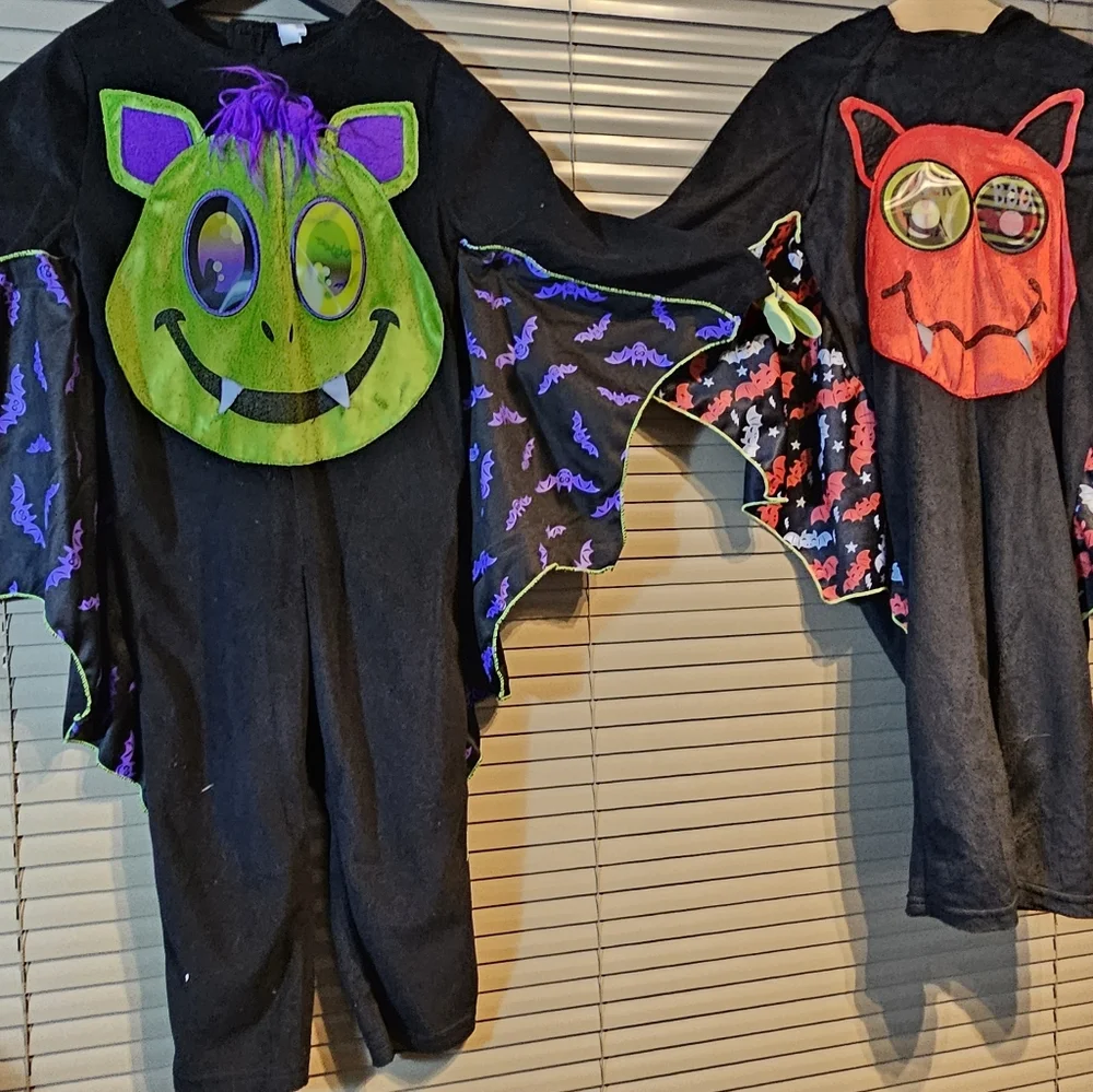 VGC 1 of 2 matching 2-3 yrs Halloween onesie costume, green, holographic eyes - Picture 5 of 11